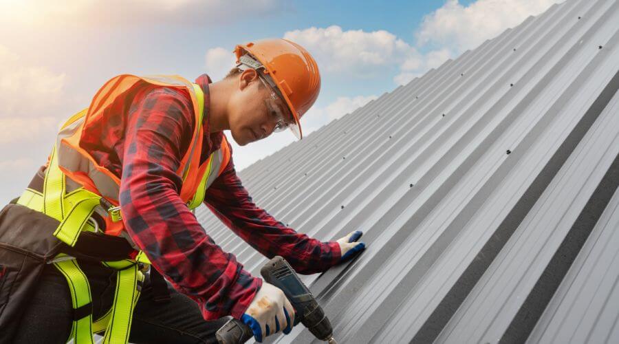 GAF certified roofer in Struthers, OH